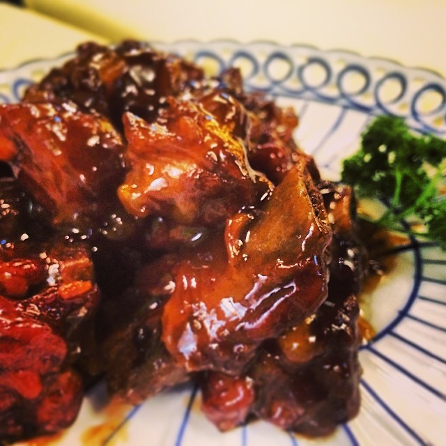 Sweet and Sour Spareribs (Tangcu Xiaozigai)